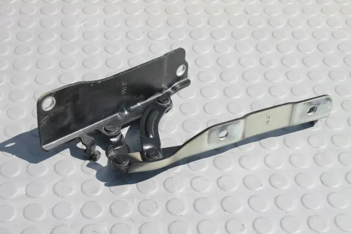 Kia Optima - Charnière de capot droit avant OEM 79120-D4010 image 2