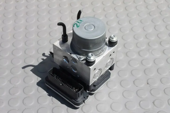 Pompe ABS Nissan Qashqai III J12 1.3 DIG-T 21- OEM 476606UC0C image 2