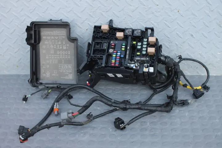 Boîte à fusibles Hyundai i30 III - FUSE91740G4411 image 2