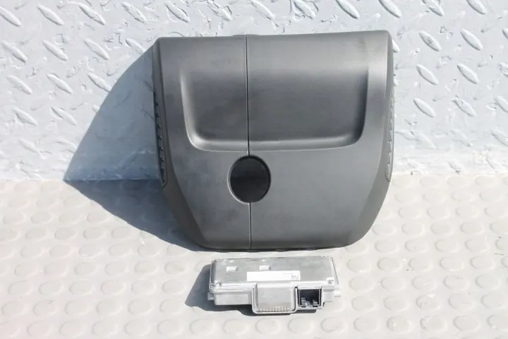 MG HS 18-23 - Caméra vitre + couvercle - OEM 10872637 image 2