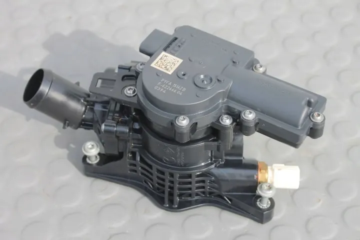 Mazda - Thermostat PYFA1516Z d'occasion pour CX-30 image 2