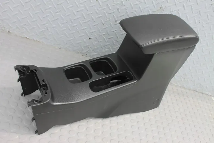 Suzuki SX4 S-Cross - Accoudoir central avant - OEM 75850-61M0 image 2