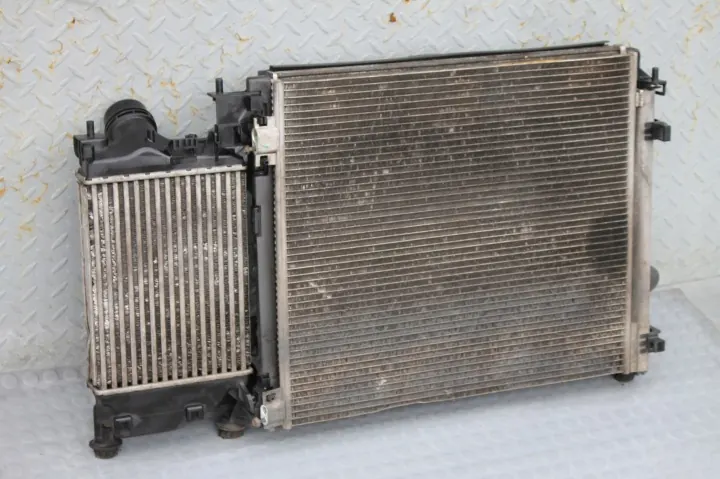 Nissan Qashqai II - Radiateur complet d'origine 921004EA0A image 2