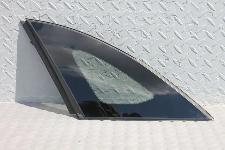 Mazda CX-3 - Vitre d'aile arrière gauche - SZYBA-BLOTNIKA-TYL image 2