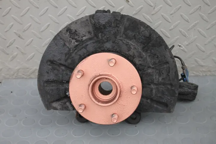 Suzuki Grand Vitara II - Pivot roue avant gauche - OE image 2