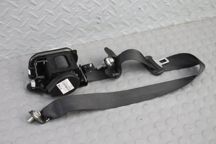 Mitsubishi Eclipse Cross - Ceinture de sécurité arrière droite - 633032700D image 2