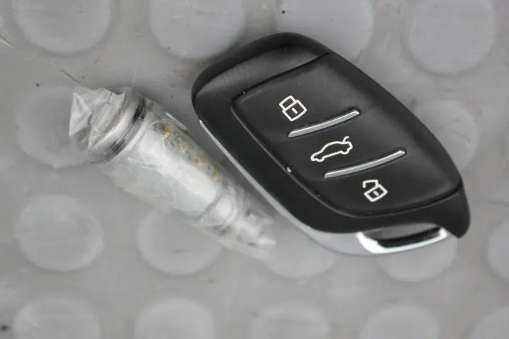 MG HS - Clé + Cylindre de serrure - KLUCZYKWKLADKAMGHS image 2