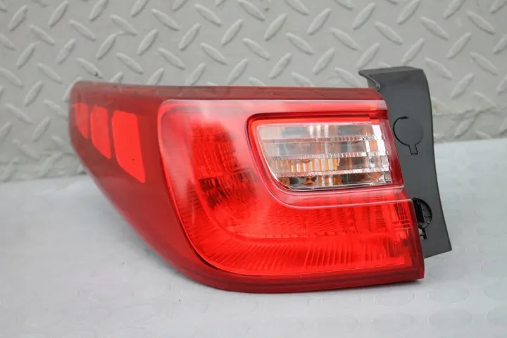 Kia Optima IV - Phare arrière gauche - 92401D4300 image 2