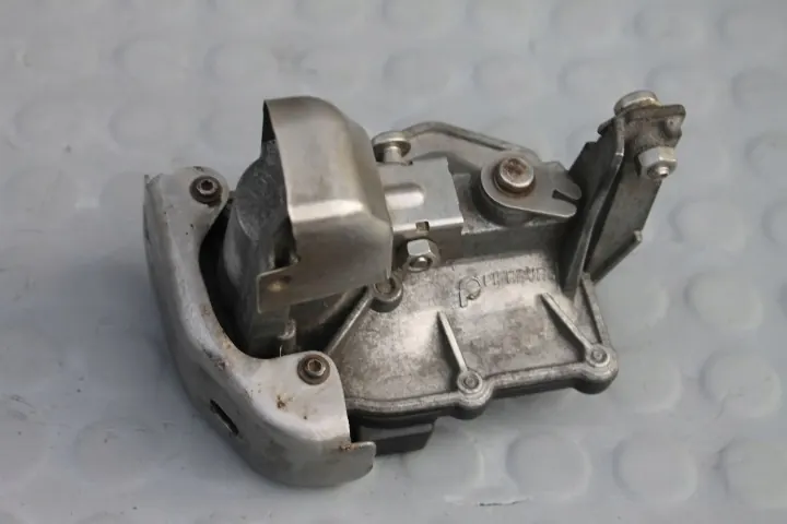 Nissan Qashqai II - Vanne EGR d'origine - OEM 147808010R image 2