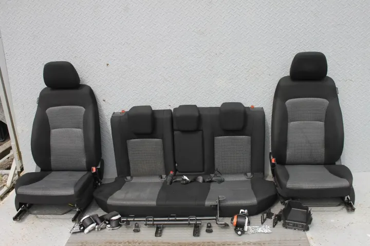Suzuki SX4 S-Cross II - Sièges chauffants + banquette - Suzuki OE image 2