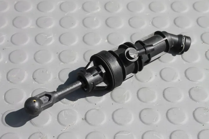 Pompe de pédale d'embrayage Mitsubishi Eclipse Cross 2345A084 image 2