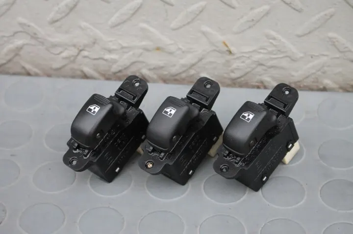Hyundai Santa Fe I - Bouton vitre OEM 93580-26100 image 2