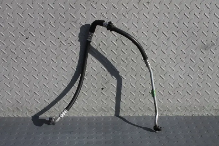 SsangYong Tivoli - Rurka climatisation - OEM 68610-35000 image 2