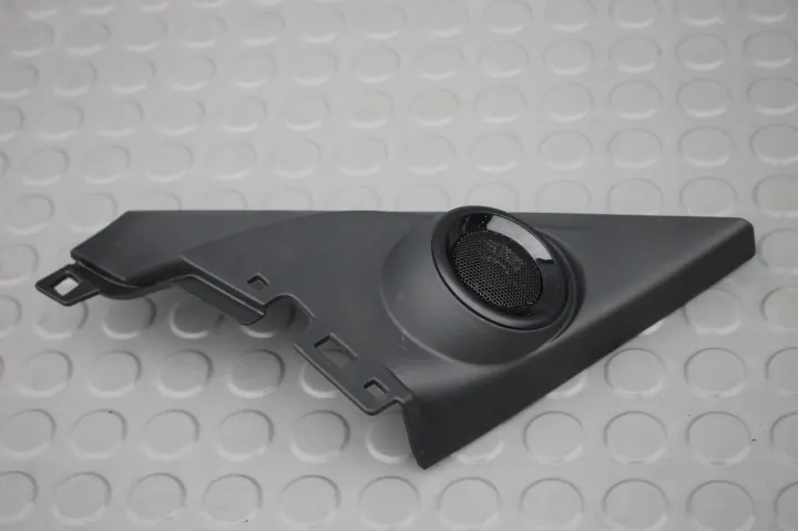 Honda Civic X - Cache haut-parleur avant droit OEM 76220-TGG-A1 image 2