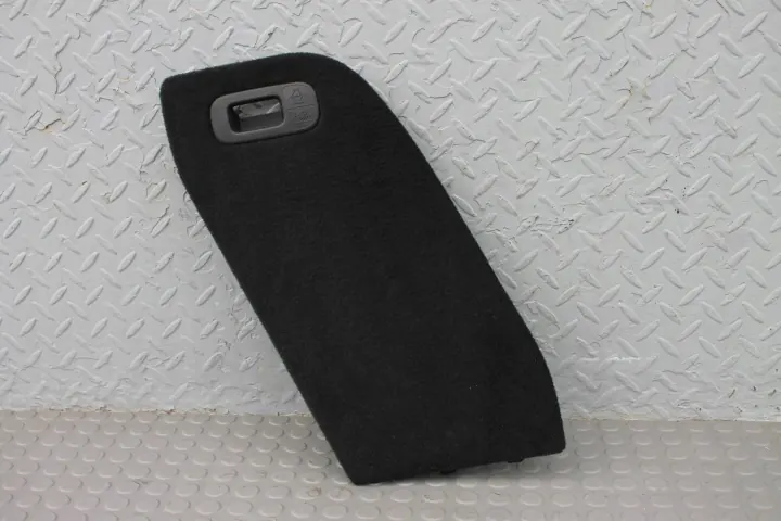 Honda HR-V II - Cache latéral coffre droit OEM 300436144 image 2