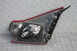 Honda Civic IX - Feu arrière gauche LAMPAFR26400134