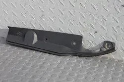 Chrysler Pacifica - Liste de fermeture gauche arrière - 68230345AC