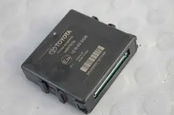 Toyota RAV4 IV - Module contrôleur PZ464-X2424-01