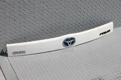 Toyota Prius III - Liste de coffre arrière - OEM 76801-47070