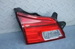 Subaru Outback IV - Phare arrière gauche - S2H7GHHSD-KKJNUU22