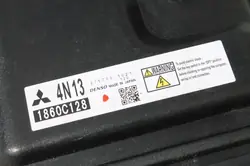 Mitsubishi ASX - Contrôleur moteur 1.8 DiD - 275700-3021