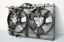 Mitsubishi Lancer VII - Radiateur avec ventilateurs - CHŁODNICA-WENTYLATORY LANCER VII 2.0 16V 03-08