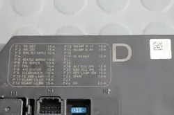 Nissan - Module boîtier fusibles OEM 284B7EB33C