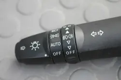 Mitsubishi Outlander III - Commutateur de phares gauche OEM 17G688