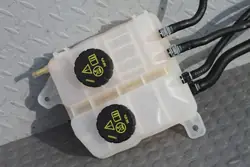 MG HS II - Réservoir d'équilibrage - OEM 10830096HSII