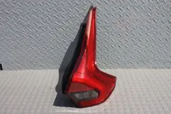 Mitsubishi Eclipse Cross - Phare arrière droit OEM 8330B012